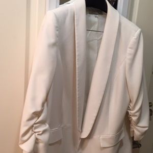 Tahari white boyfriend blazer